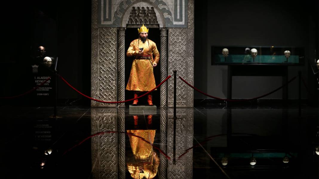 Görenler gözlerine inanamadı: İşte DNA analiziyle Selçuklu sultanlarının heykelleri 1